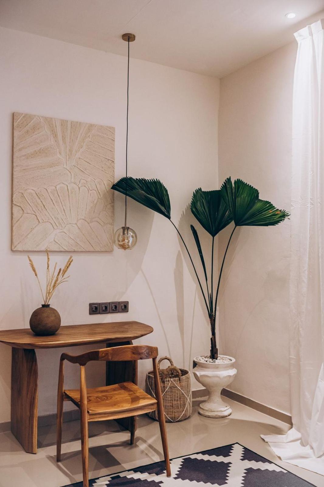 Turan Casa Auri Seminyak Villa Екстериор снимка